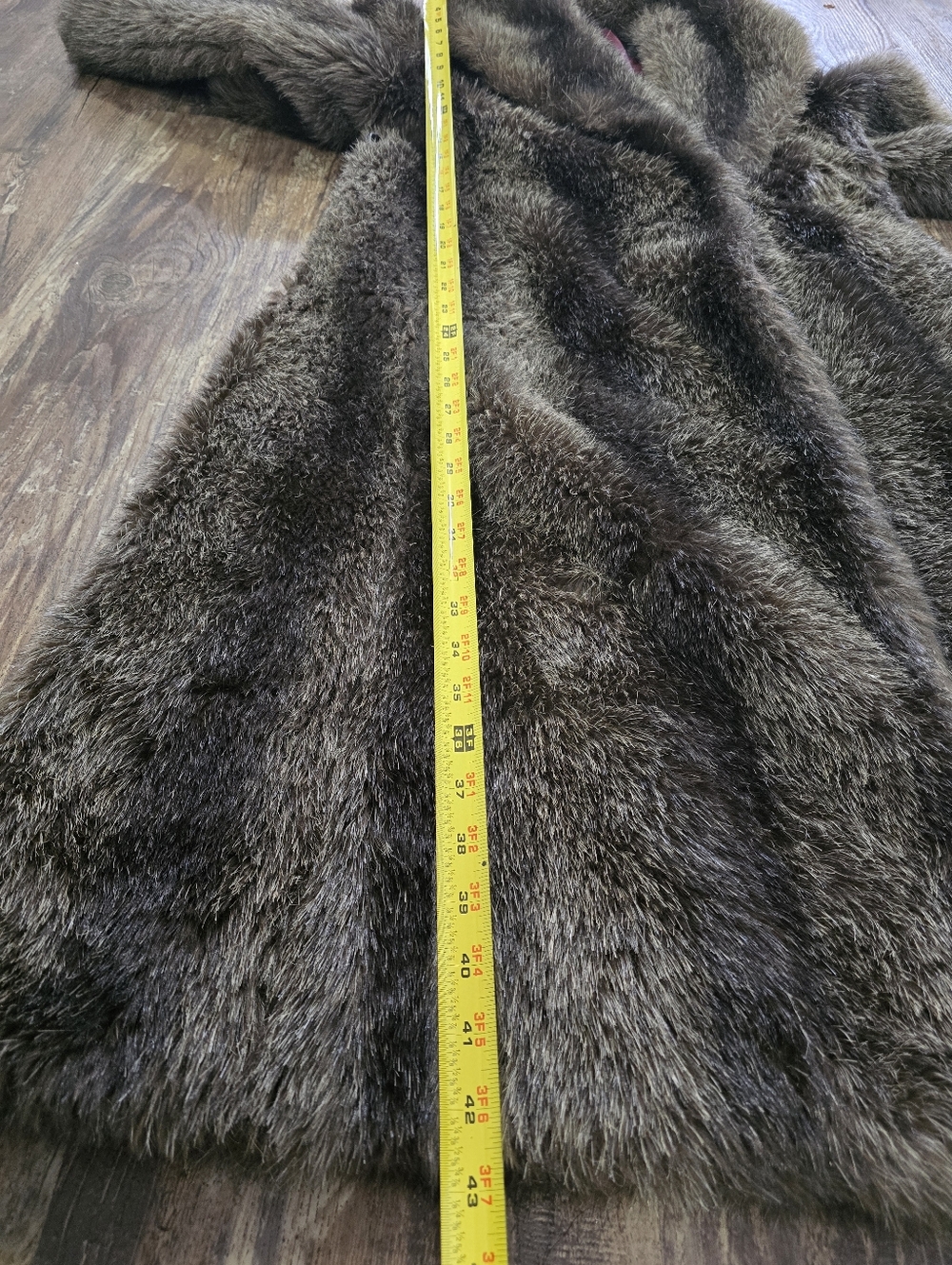 Vintage 1970s Beekman Place Faux Fur Coat Long Shaggy Mink Look Gray Brown - Picture 6 of 7